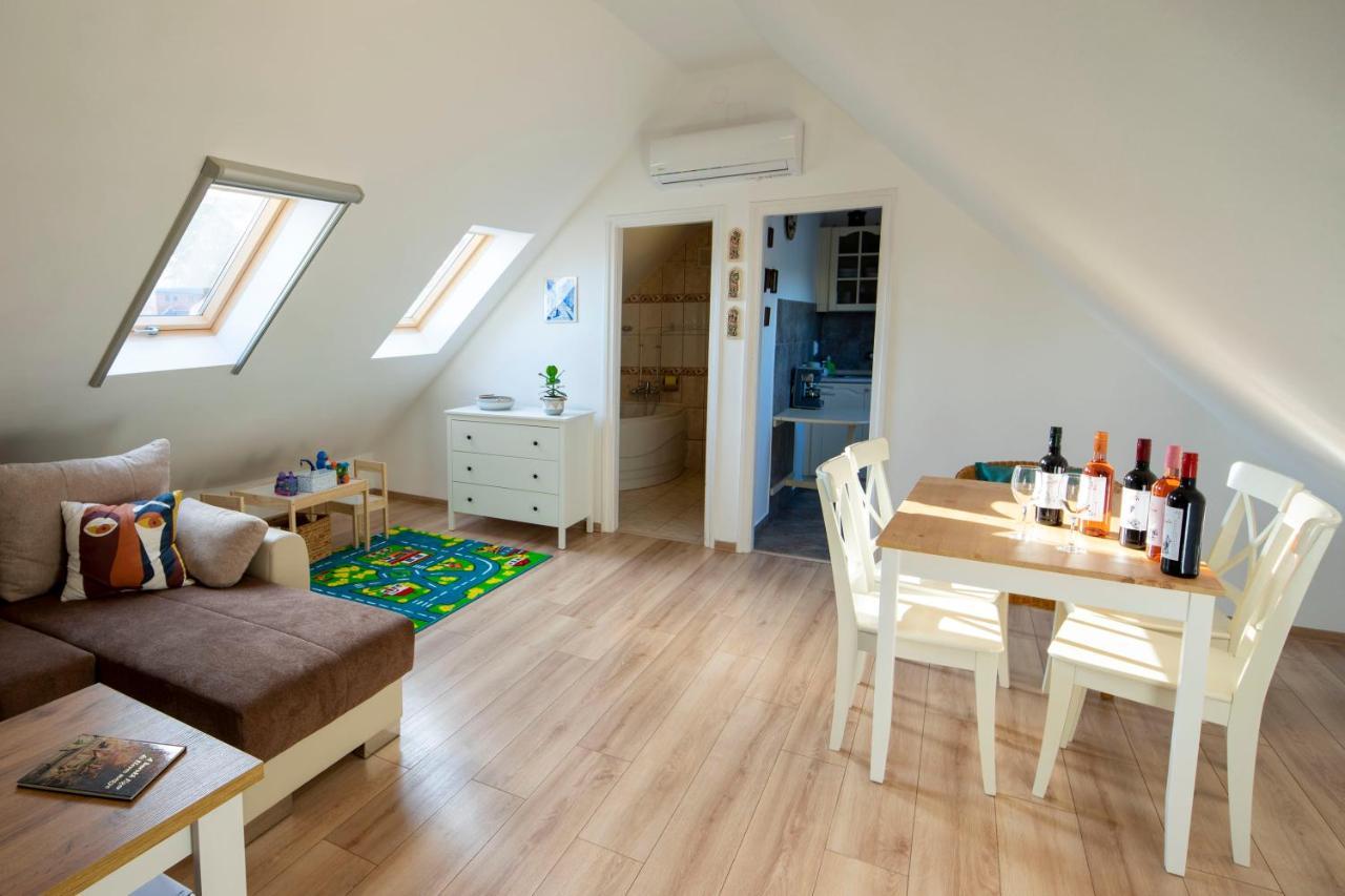 Darvin Apartman Eger Exterior photo